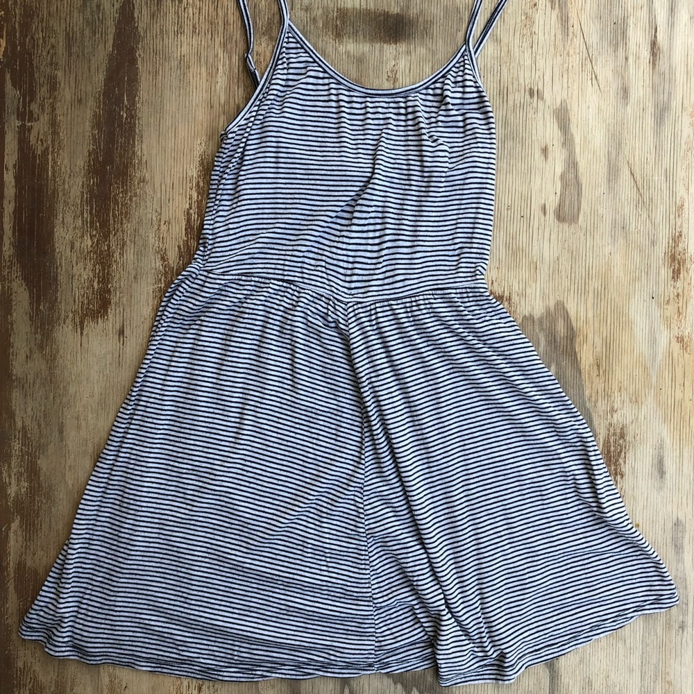 Brandy Melville dress